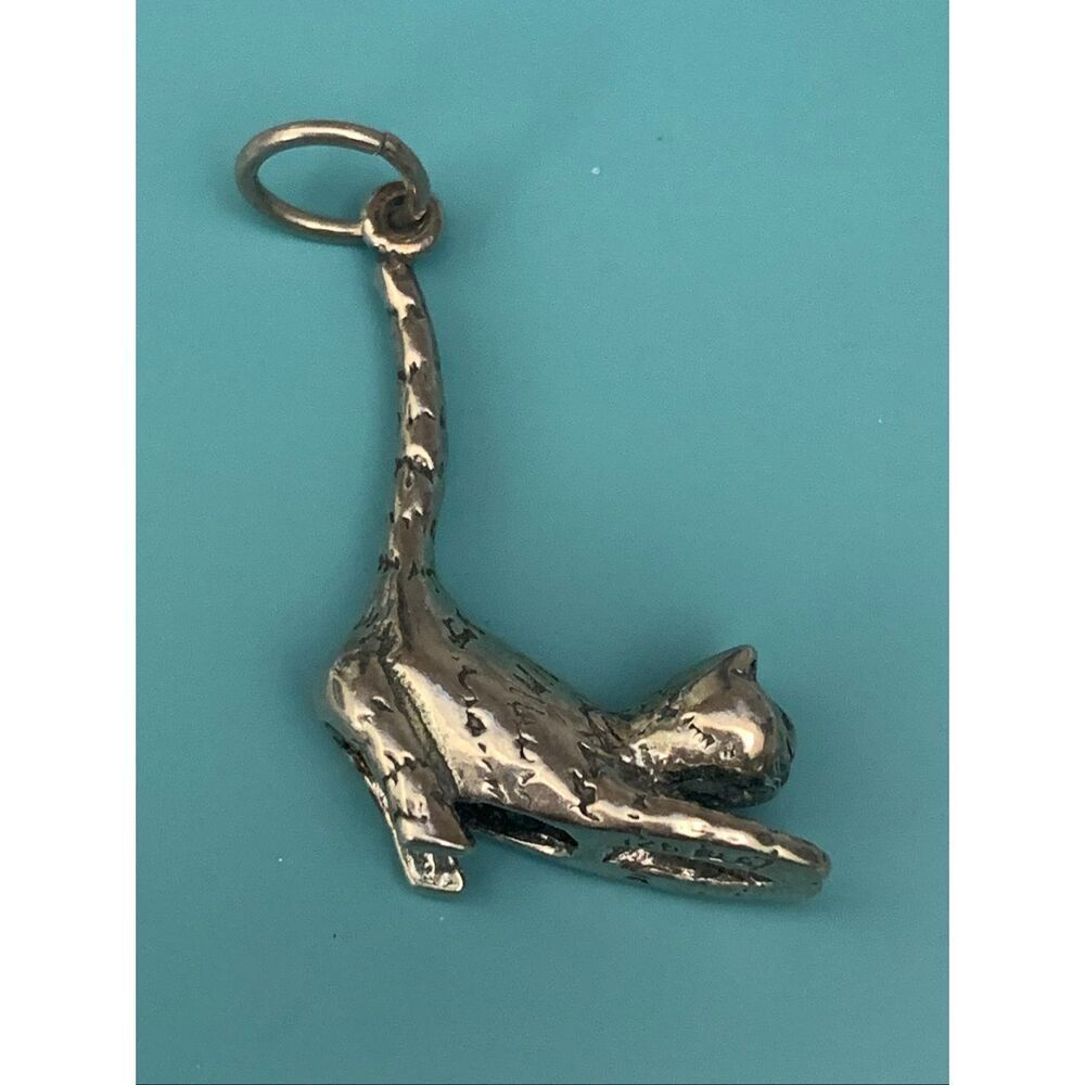 Cat with Tail Straight Up Sterling Silver Jewelry Charm #cat scratching #pet